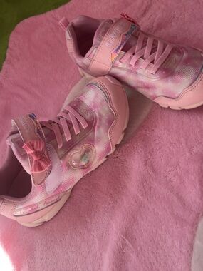 Girls Pink Heart Sneakers with Bow Strap size 21